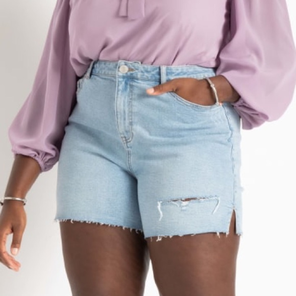 Eloquii Light Wash High Waisted Raw Hem Distressed Split Hem Denim Jean Shorts
